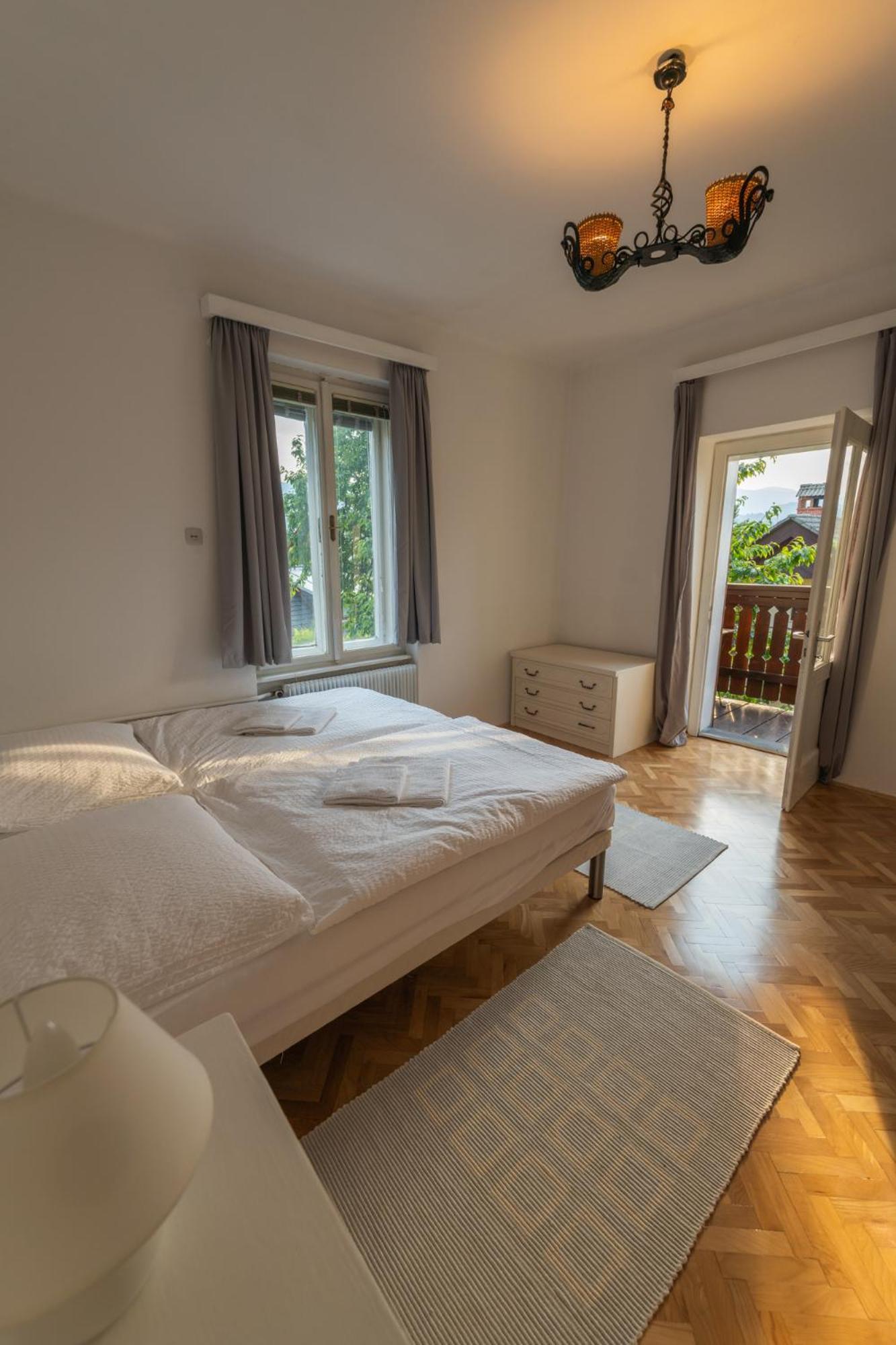Villa Anna Bled Exteriör bild